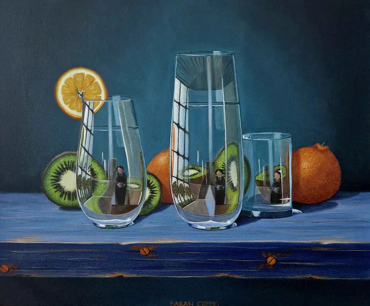 Ready for a smoothie, Still life with glasses and kiwis