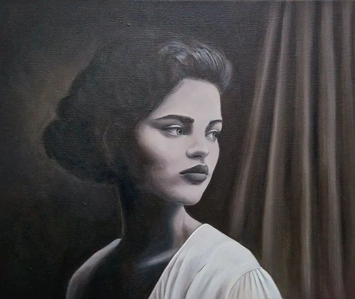 Out of the shadows, Portret